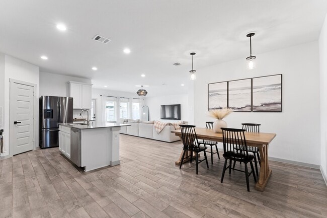 Building Photo - 13220 Lago Acero Rental