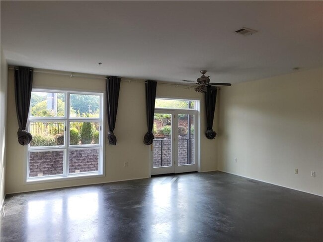 Photo - 560 Dutch Valley Rd NE Unit 2205