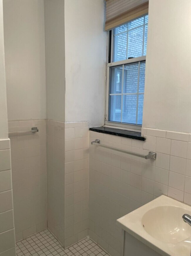 New King Edward Apartments For Rent in Pittsburgh, PA
