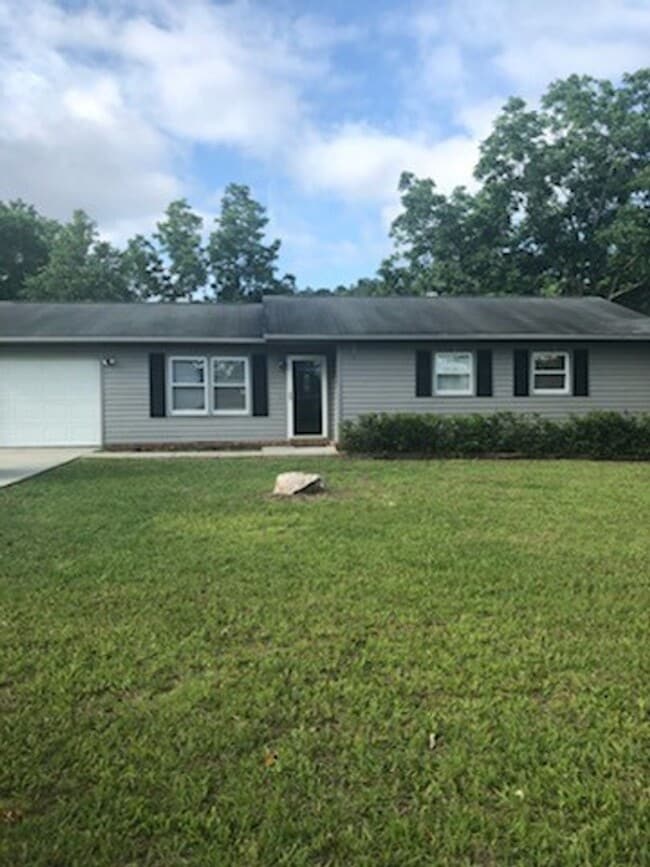 Building Photo - 3 Bed, 2 Bath home in Kings Grant!