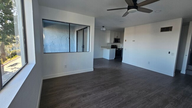 Photo - Beautiful 2BD 1.5BA Recently Remodeled Condo in Forest Park Plaza