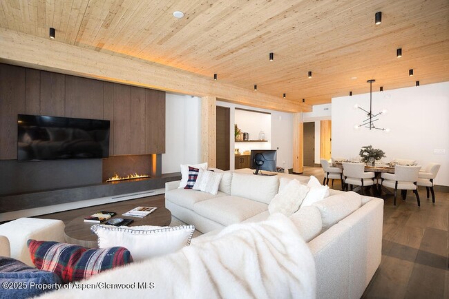 Photo - 180 Wood Rd Unit 302
