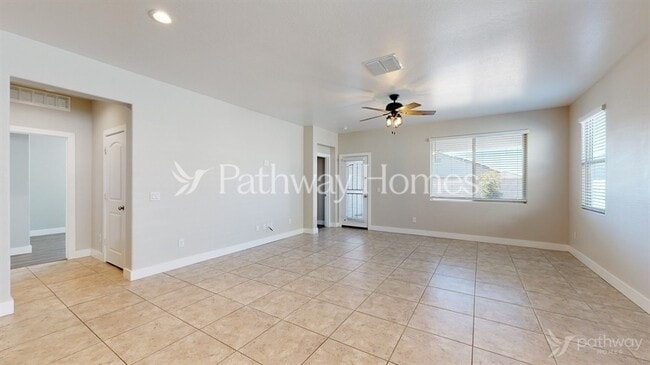 Photo - 30995 W Whitton Ave