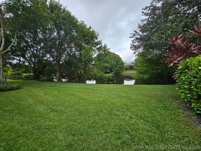 121 Palmfield Way