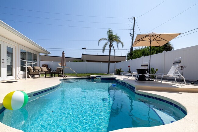 Building Photo - Vacation Pool home located directly Across...