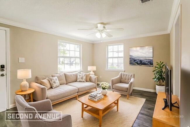 Photo - 9159 4th Ave