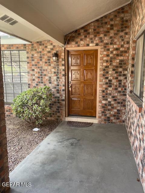 Photo - 7045 Orizaba Ave