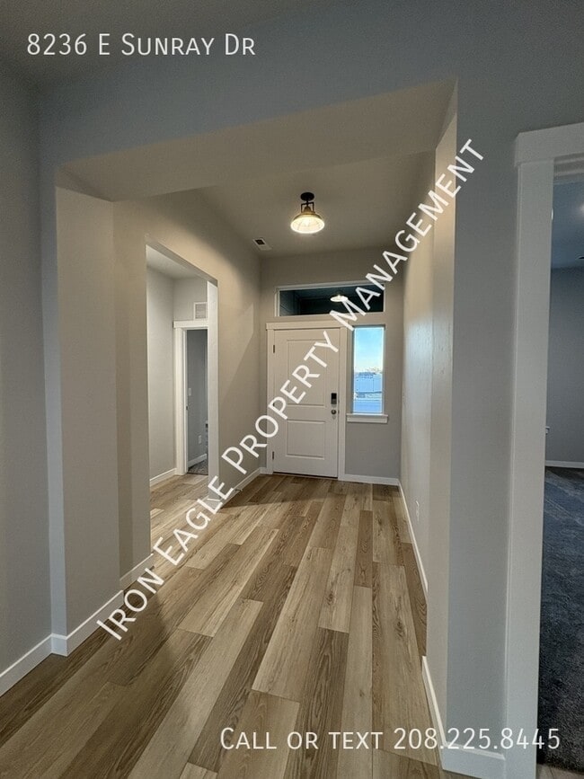 Photo - 8236 E Sunray Dr