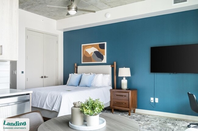 Photo - 151 S State St Unidad 1012.1410742