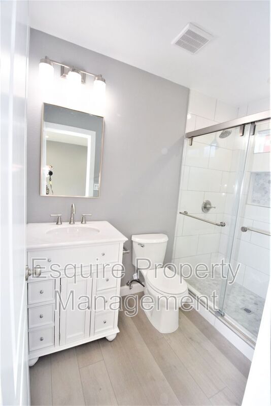 Photo - 2040 Camino Del Sol Unidad #2