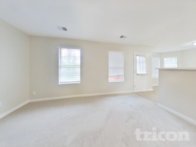 Photo - 1008 Carriage Trace Cir