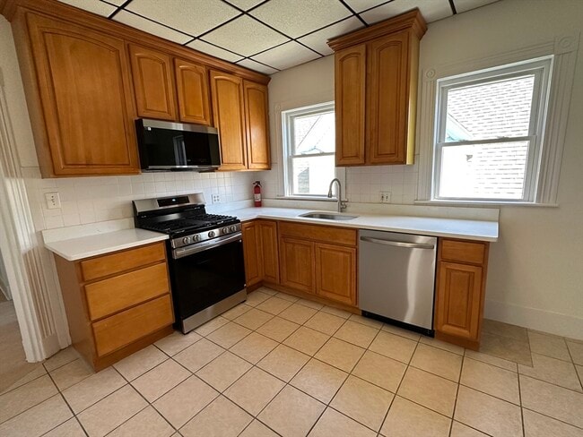 Building Photo - 23 Tower St Unit 3