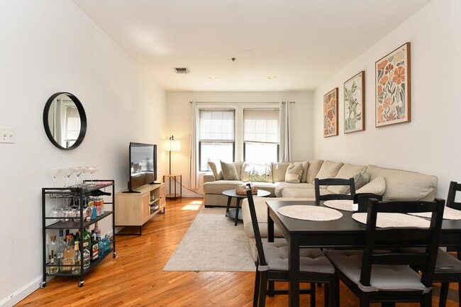 Photo - 112 Clinton St Unit 1
