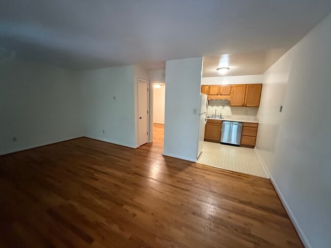 Photo - 394 S Pope St Unit 7