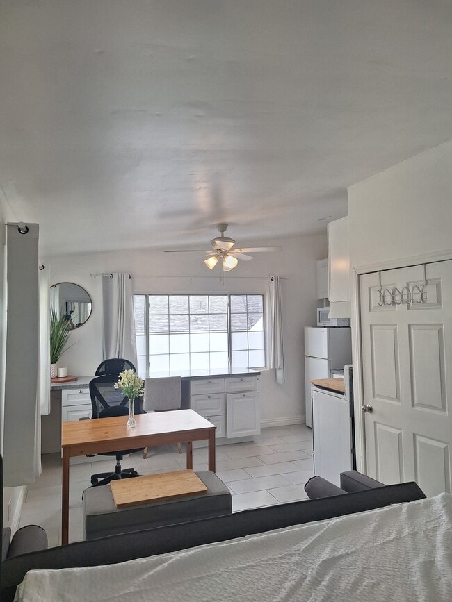 Photo - 4361 Camero Ave