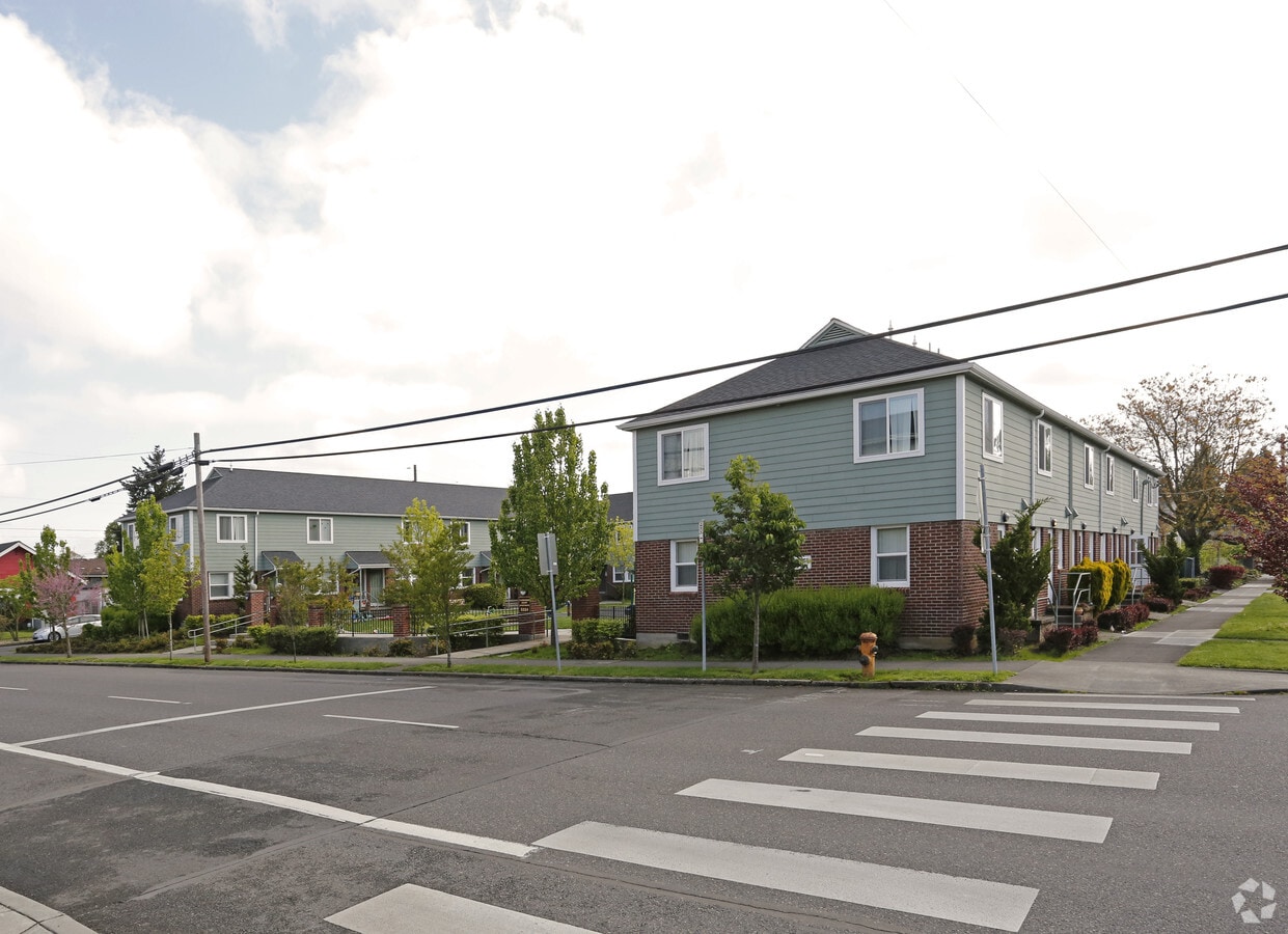 Photo - Cambridge Court Apartments