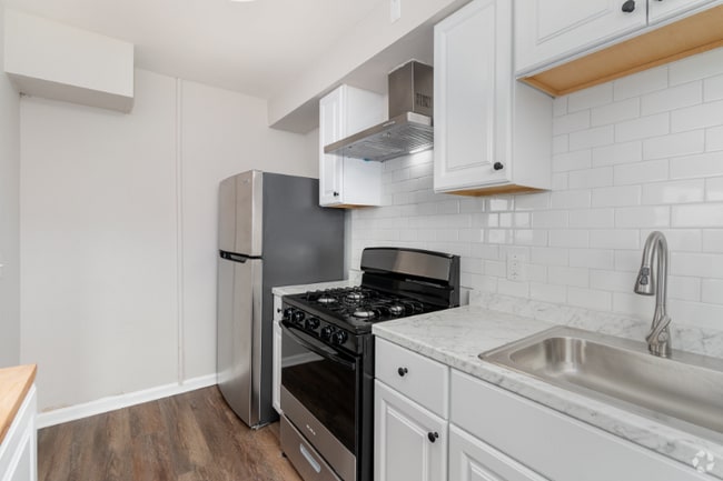Building Photo - 1607 Asmann Ave Rental