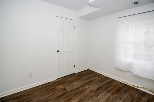 Photo - 17645 Lakeport Ave Unit Small house