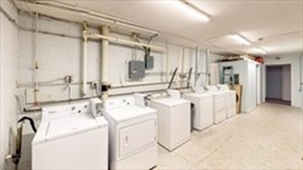 Photo - 97 Colonel Bell Dr Unit 8