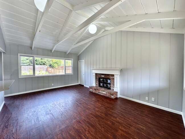 Charming Strawberry/Mill Valley Home w/Lar... - Charming Strawberry/Mill Valley Home w/Lar...