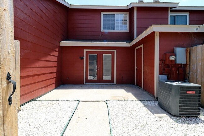 Photo - 1919 Country Village Blvd Unit B