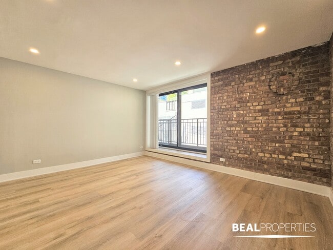 1220 N LaSalle