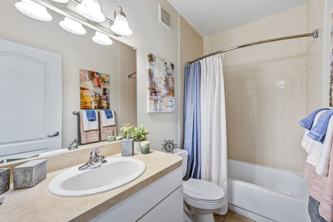 2BR, 2BA - 1,356SF - Second Bathroom