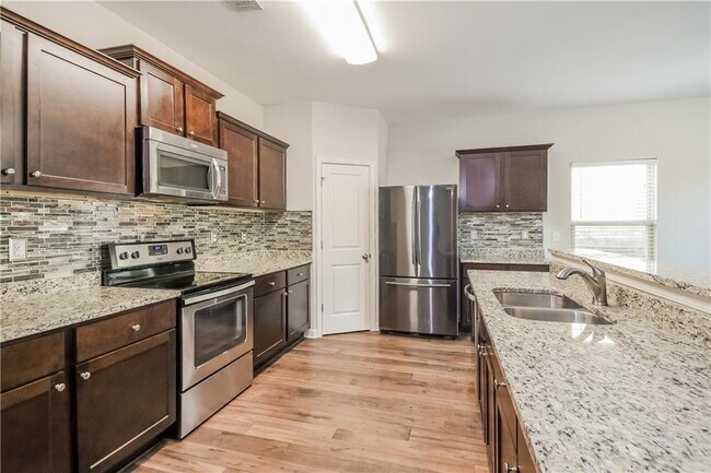 Photo - 47 Autumn Canyon Path SE