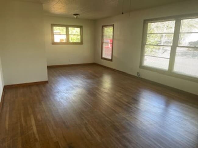 Photo - 3/1 1/2, Garage, Recent remodel