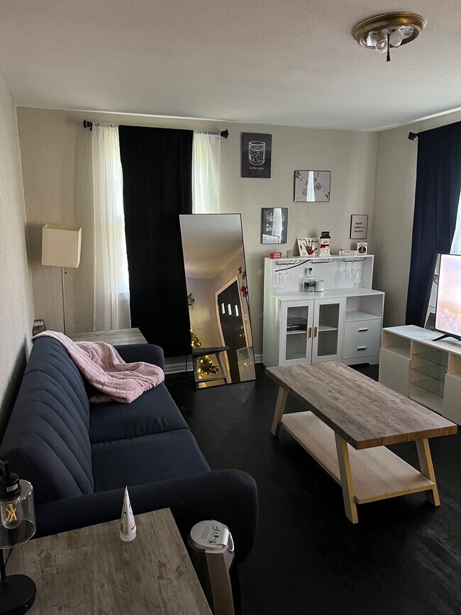 Photo - 134 E Duncan Ave