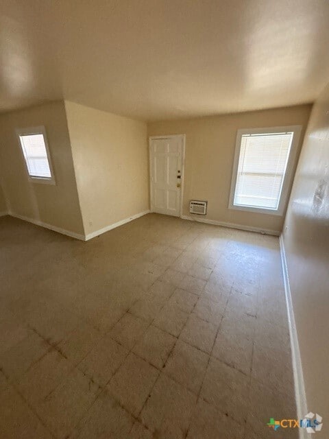Building Photo - 808 Stetson Ave Rental
