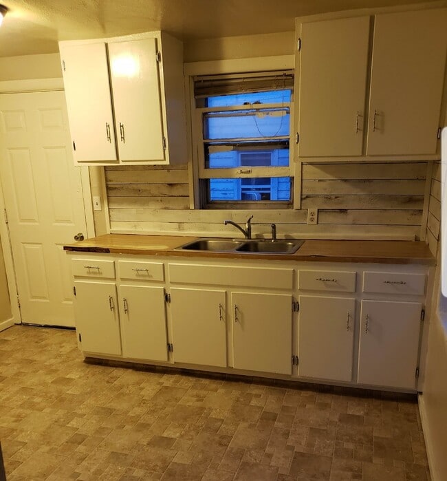 Photo - 1842 Almo Ave