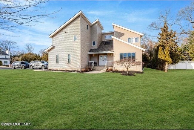 Photo - 28 Musket Ln