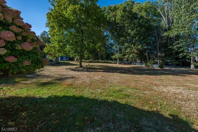 Photo - 176 Grove Ave