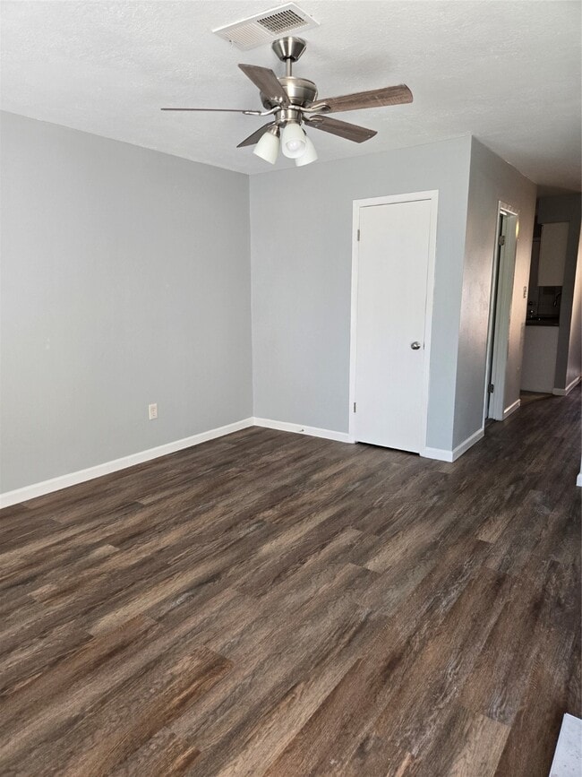 Photo - 1353 Ramada Dr Unidad True