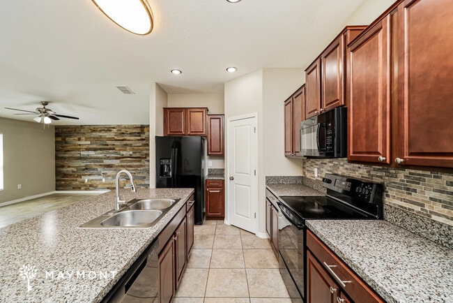 Photo - 15442 Wicked Strong St