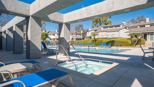 Hot Tub - Villa Solana