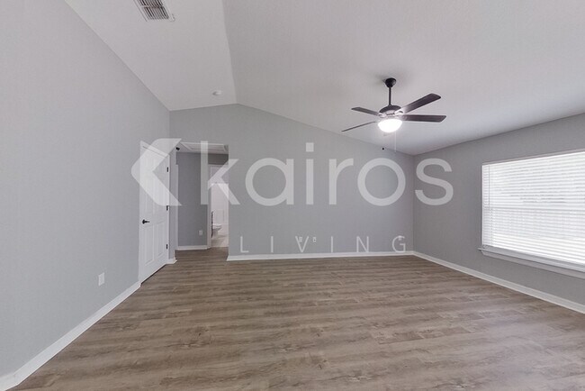 Photo - 1 Malauka Radial Cir