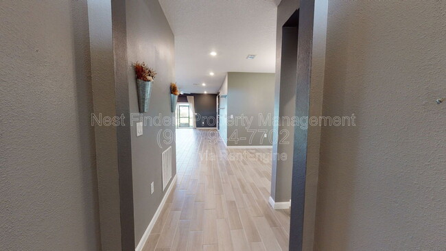 Photo - 189 Trumpco Dr