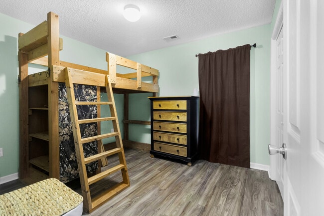 Photo - 116 Gregory Dr