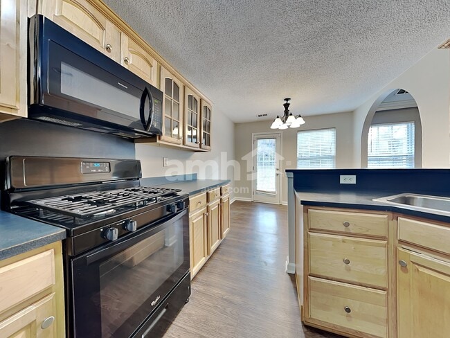 Photo - 6902 Brachnell View Dr