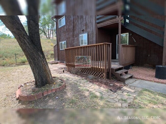 Photo - 1406 Race St