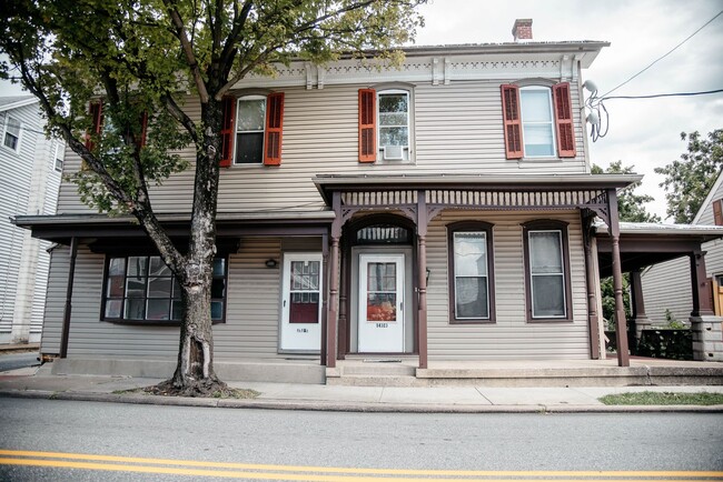Photo - 143 S Main St Apartment Unit A