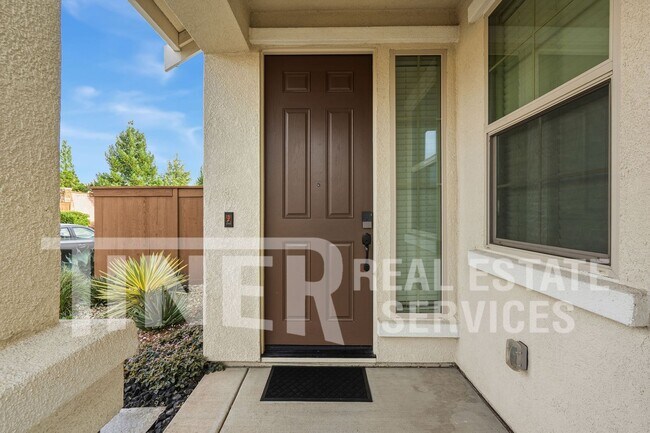 Photo - 3719 Edington Dr