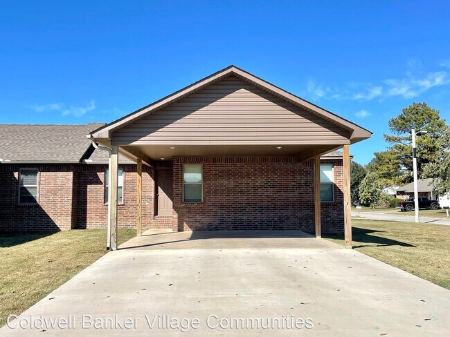 3 br, 2 bath House - 45 Aaron Street - 3 br, 2 bath House - 45 Aaron Street