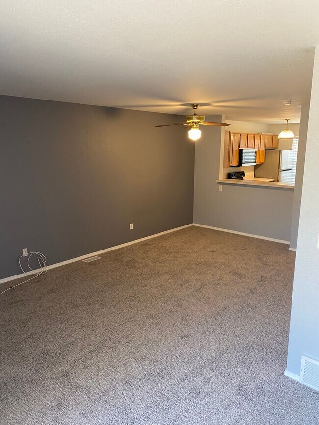 Beautiful 2 Bedroom Home for Rent on Brant... Townhome Rental in