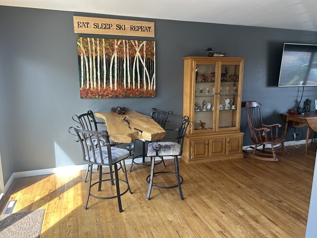 Photo - 1805 S Saulsbury Ct