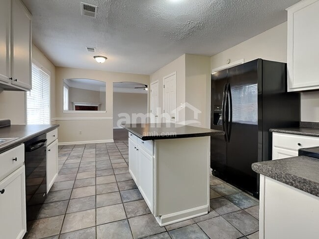 Photo - 7562 Sandy Brook Cv