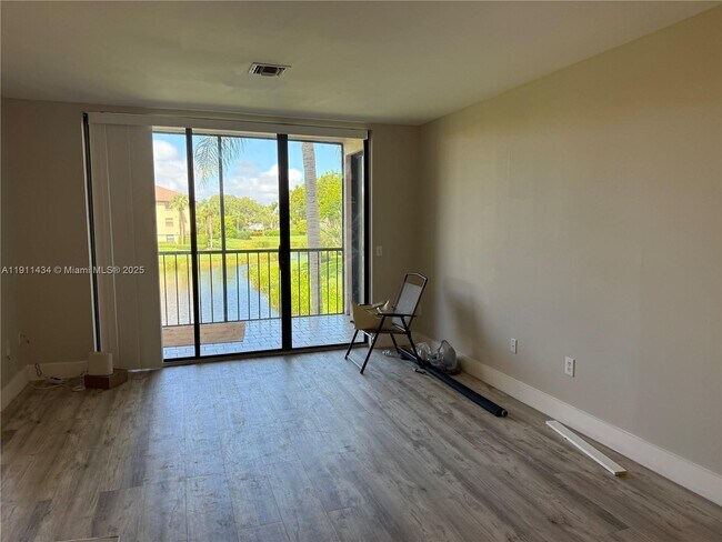 Photo - 5147 Europa Dr Unit N