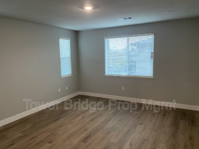 Photo - 3836 Firestar Way